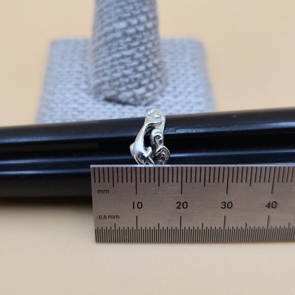 Size 9.75 Sterling Silver Dolphin Riding Waves Band Ring A4606 - Picture 7 of 8